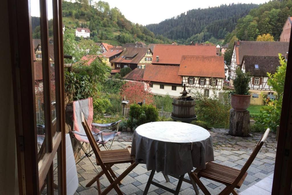 Urlaub Mit Blick Auf Schiltachs Fachwerkhaeuser Exterior photo